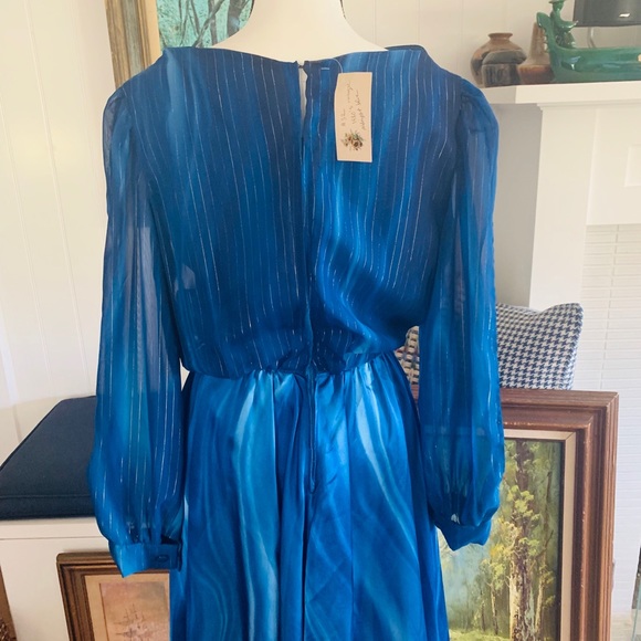 Vintage 1980’s Midnight Blue Split-Sleeved Dress - Picture 5 of 6